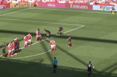 足球教练：心理战高手与豪门之痛的赛场风云