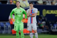 巴萨欧冠征程受阻：登贝莱伤停，阵容调整应对小组赛挑战